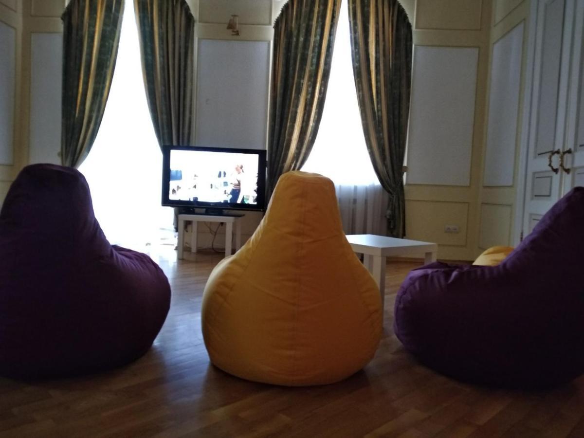 Pandeson Hostel Dnipro Luaran gambar